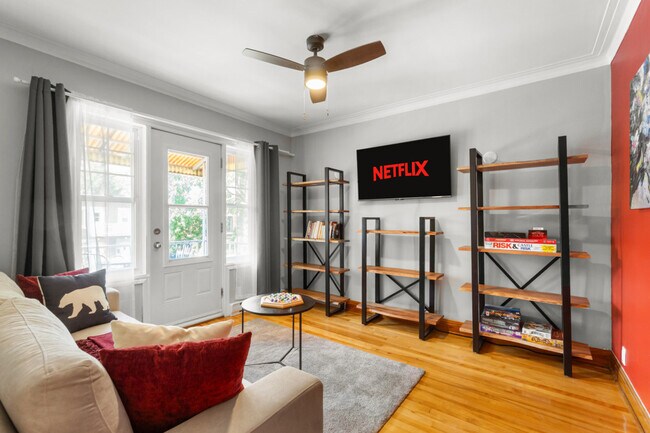 Photo - 6419-610e 10e Avenue Unit ID1234506P