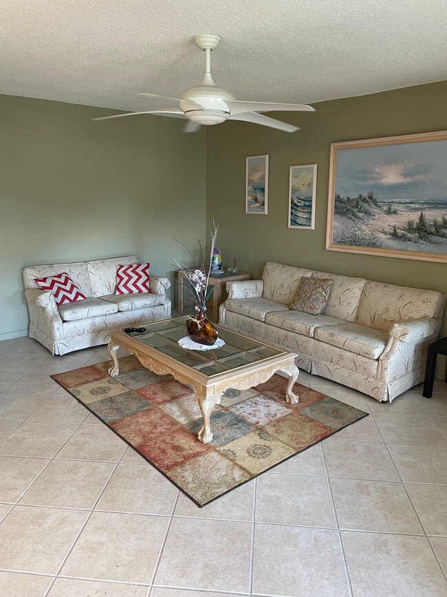 Photo - 63 Sheffield C Unidad C