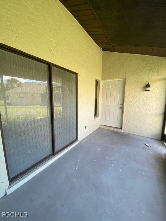 Building Photo - 5113 SW 15th Pl Unit 214 Rental