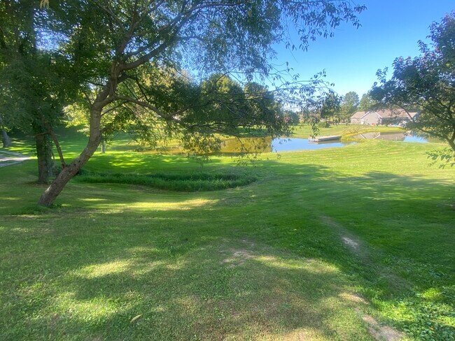 Photo - 6427 Chippewa Rd