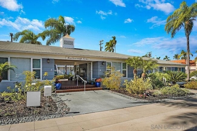 Building Photo - 5068 Marlborough Dr Rental