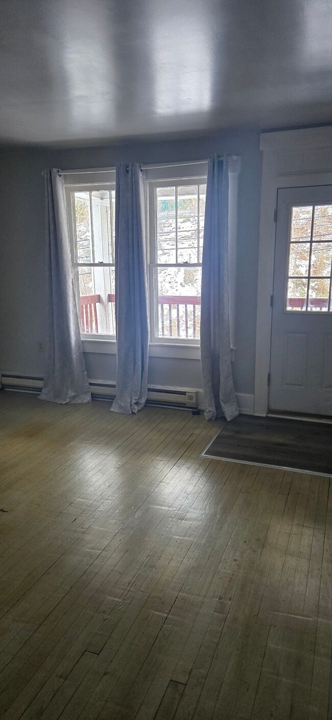 Photo - 325 Williams St Unit B