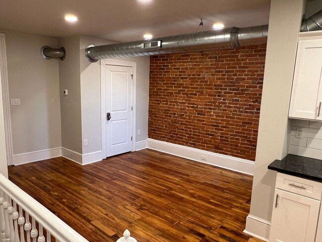 Photo - 710 Columbia Ave Unit 2