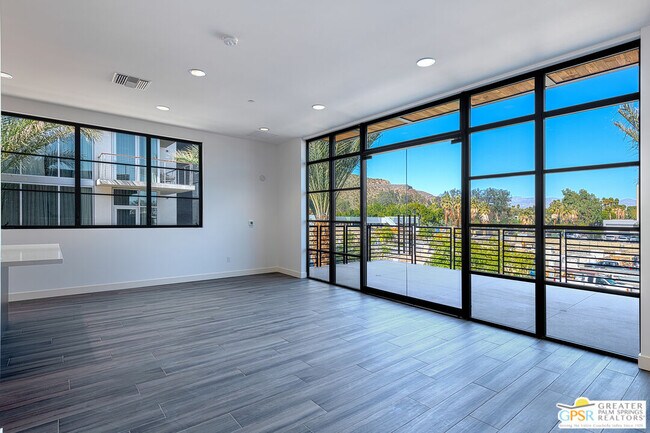 111 N Palm Canyon Dr Unit 201