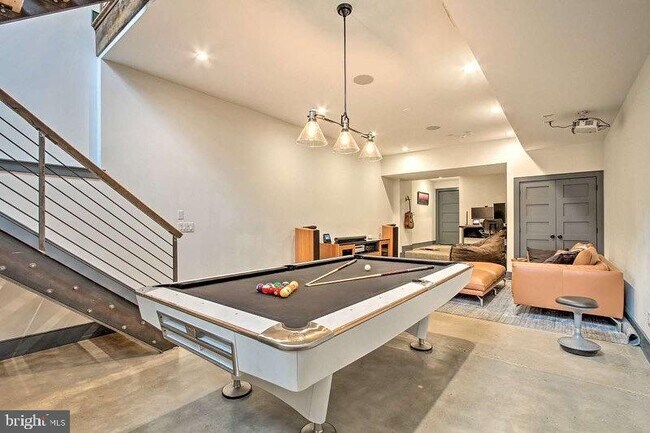 Photo - 2128 E Firth St