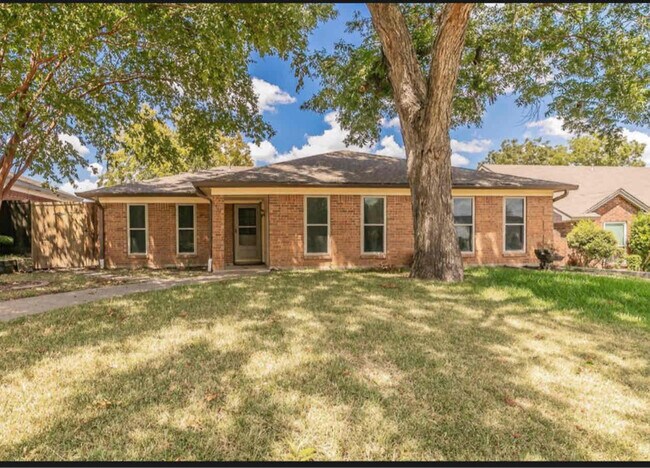 1317 Bryan Pl  