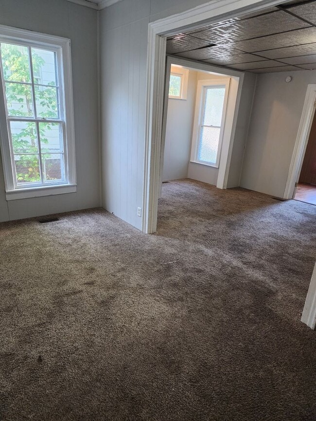 Photo - 220 S Bond St