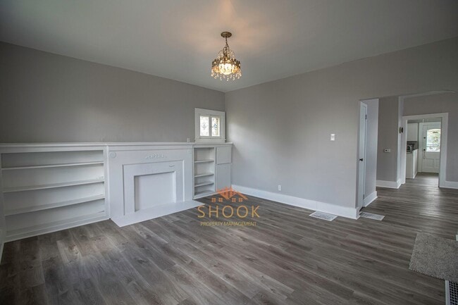 Photo - RENOVATED 3BR/2BA HOME CLOSE TO DOWNTOWN