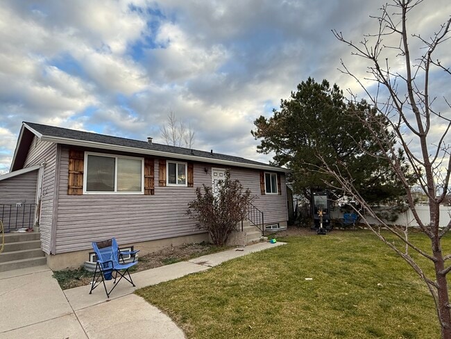 Front of house - 7882 W Bridgton Dr