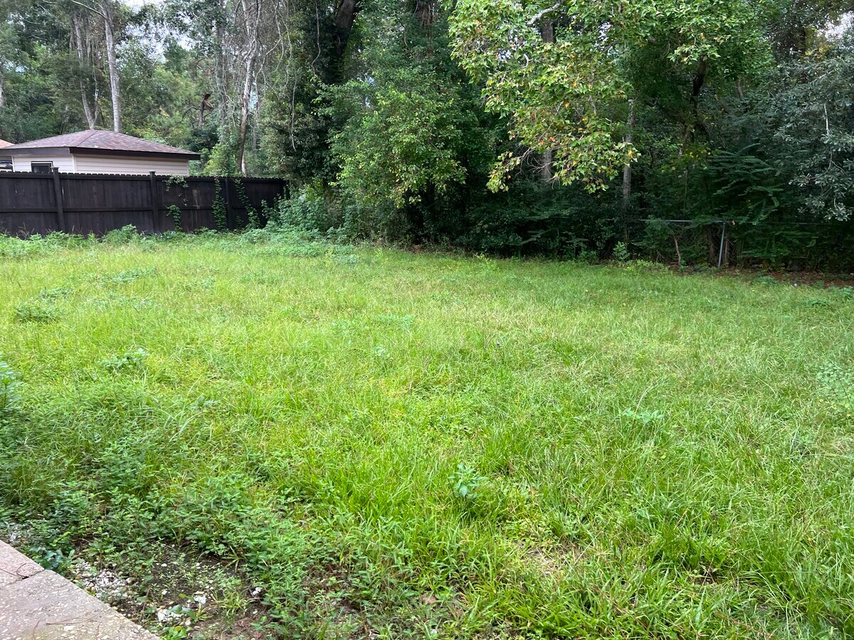 Photo - 1214 Lancer Dr