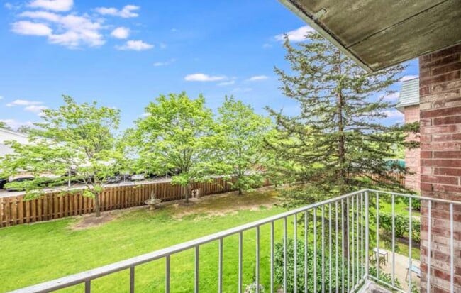 Photo - 5125 Blodgett Ave Unit 213