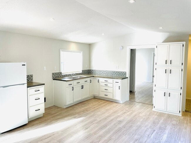 Photo - 1009 Pine Eagle Ln