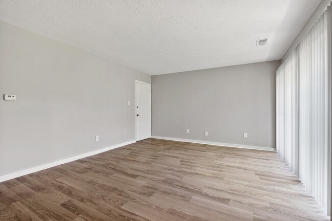 Photo - Life at Lexington