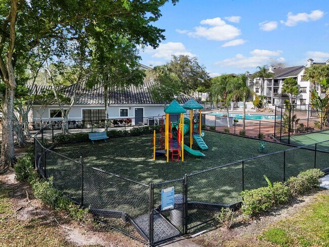 11225 W Atlantic Blvd