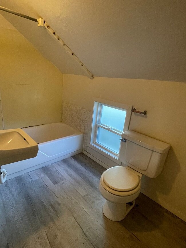 Photo - 600 W Lincoln Ave Unidad Lincoln, 602