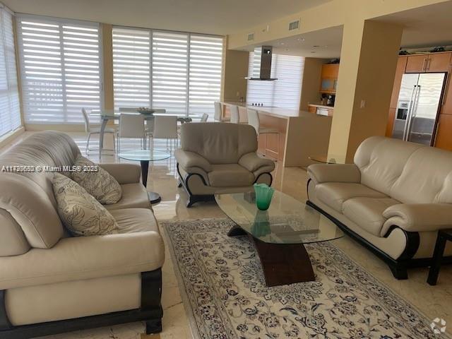 Building Photo - 100 Lincoln Rd Unit # PH4 Rental