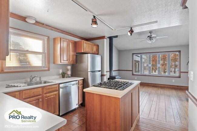 Photo - 2 Bedroom Home with a Bonus Office/Den Space