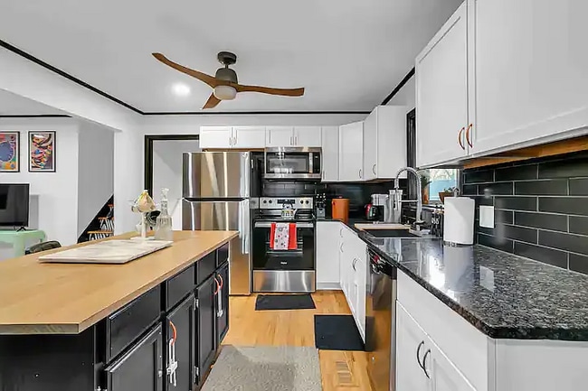 Photo - 9104 W 69th Terrace