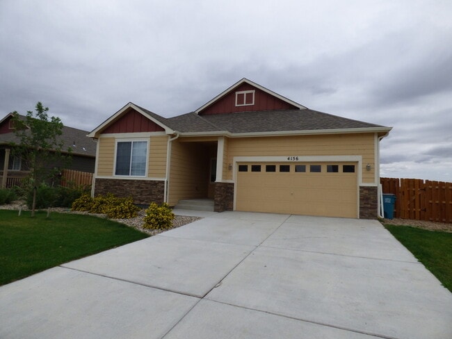 Building Photo - Beautiful 3 Bed / 2 Bath Home in Wellington!