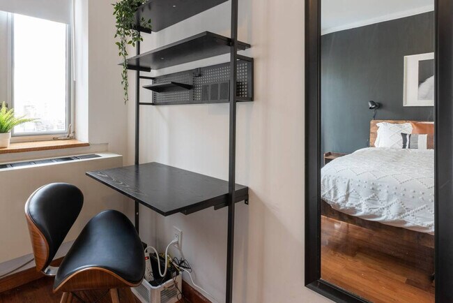 Photo - 209 W 20th St Unit ID1013659P