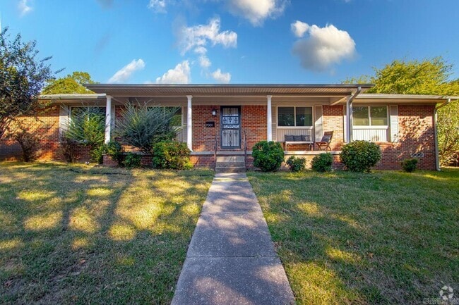 Building Photo - 7001 Blue Bird Dr Rental