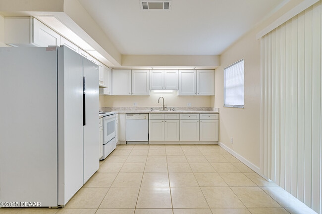 Photo - 1608 Palmer Dr