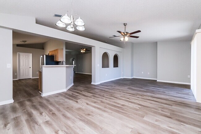 Photo - 12937 Lake Vista Dr