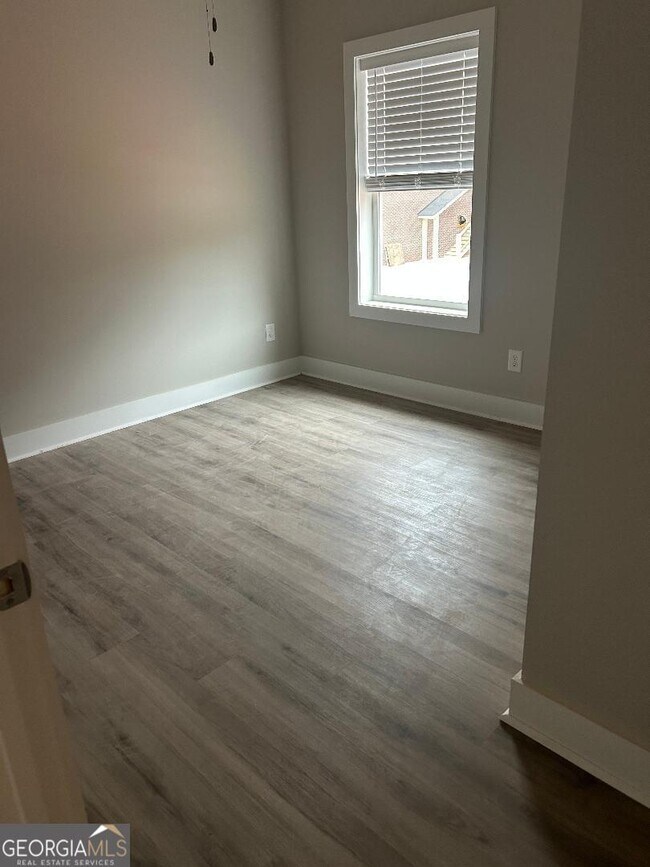 Photo - 5132 Avery St SW