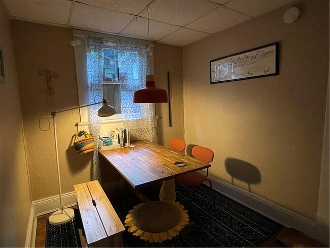 Photo - 132 Huron St