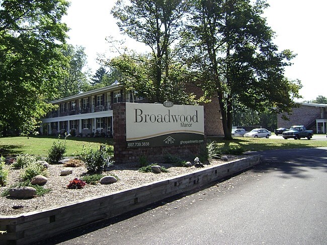 Photo - Broadwood Manor