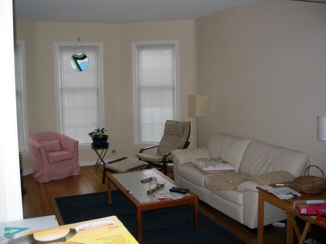 Building Photo - 312 W Auglaize St Unit Lower