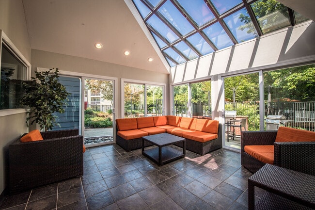 Windsor at Fairlakes - Windsor at Fairlakes Apartments