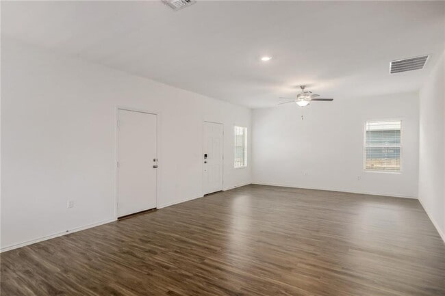 Photo - 7109 Spirit Hill Rd