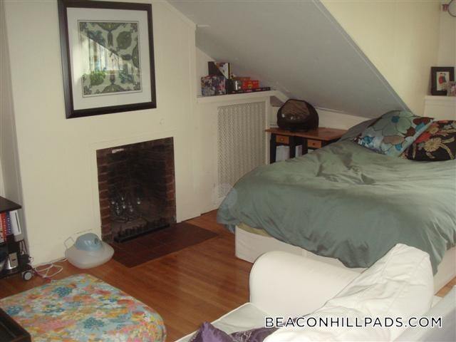 Photo - 105 Charles St Unit 5