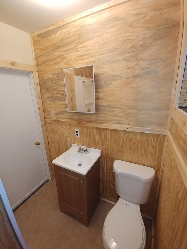 Photo - 1538 Point Breeze Ave Unit 1538 Pt Breeze 2nd Floor -