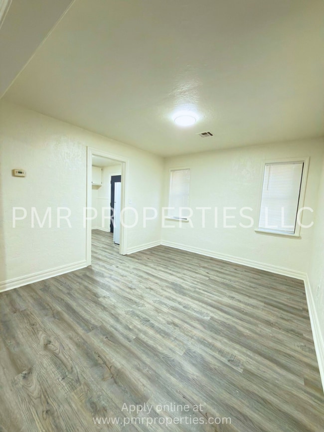 Photo - 2 Bedrooms/1 Bathroom House