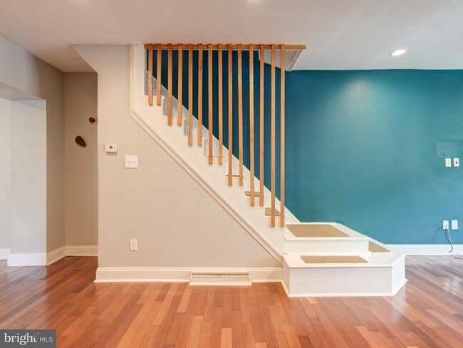 Building Photo - 3258 Livingston St