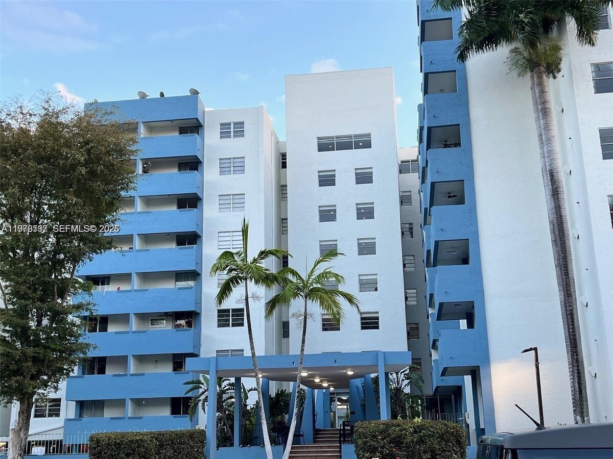 Photo - 5050 NW 7th St Unit 403