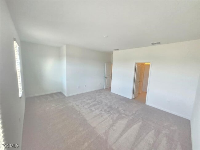 Building Photo - 14947 White Pearl Rd