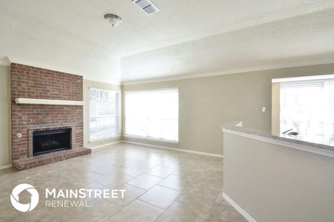 Photo - 10743 Mustang Ridge