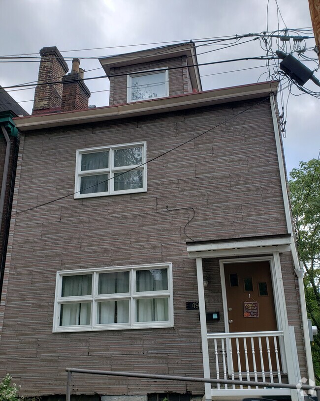 House - 49 Sterling St Rental