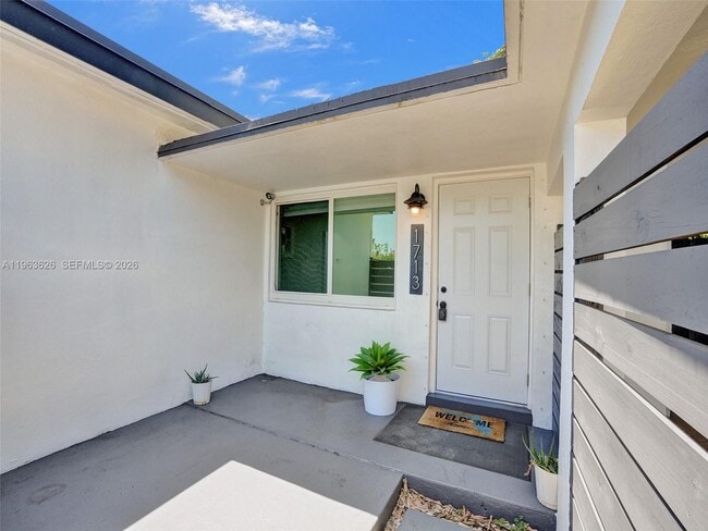 Photo - 1713 NE 15th Ave