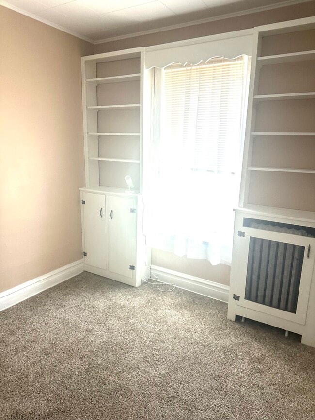 Photo - 4714 N Laramie Ave Unidad 2