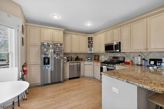 Photo - 70 Winged Foot Dr