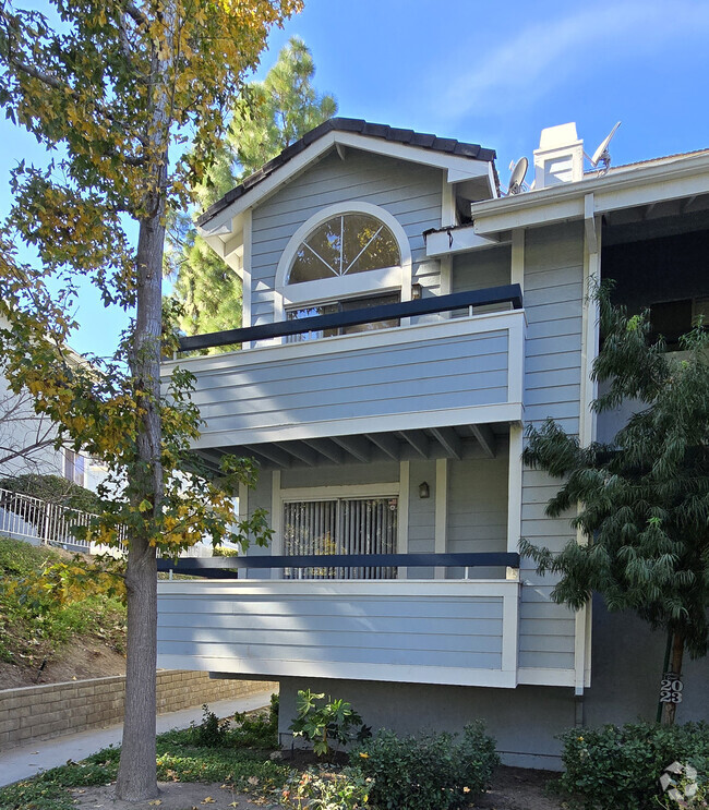 Building Photo - 26854 Claudette St Rental