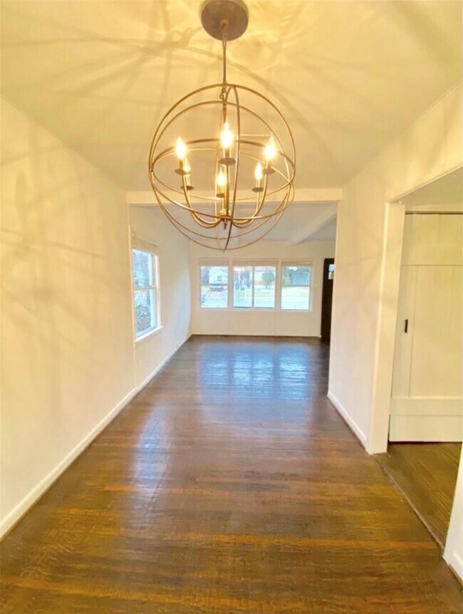 Photo - 9919 Dresden Dr