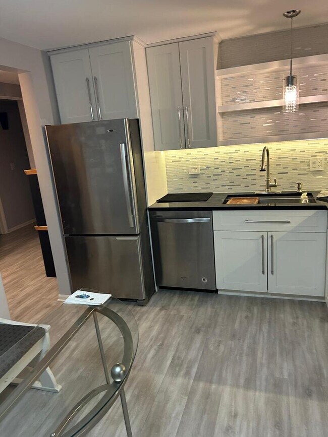 Photo - 4730 N Kenneth Ave