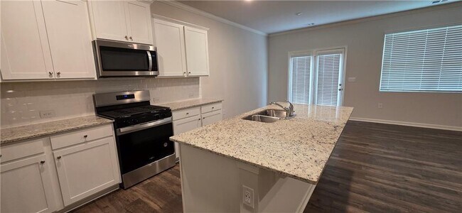 Photo - 3370 Greyton Dr