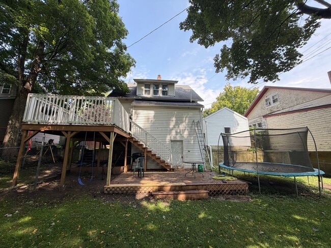 Photo - 317 E Cass St