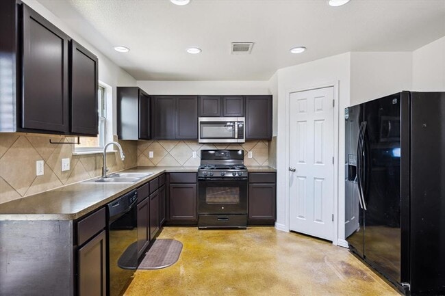 Photo - 4512 Senda Ln